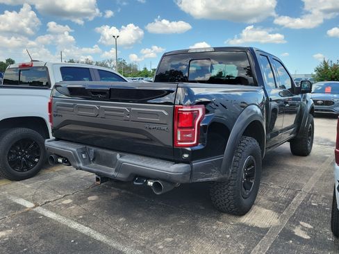 Used 2017 Ford F150 Raptor w/ Equipment Group 802A Luxury AWD/4WD image 5