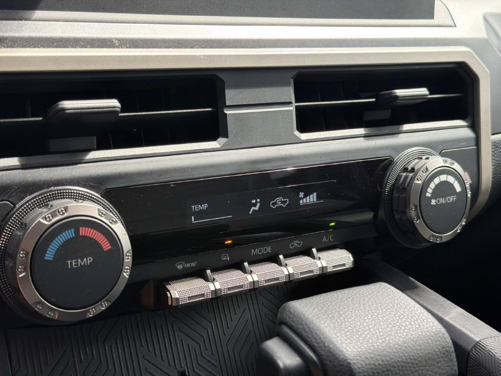 Used 2025 Toyota Tacoma SR5 RWD image 19