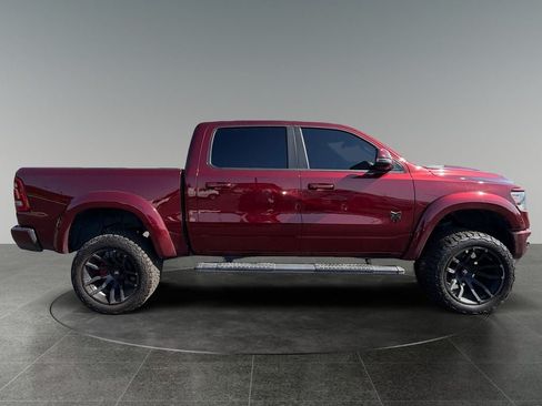 Used 2024 RAM 1500 Laramie AWD/4WD image 10