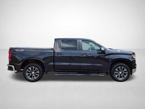 Used 2023 Chevrolet Silverado 1500 LT AWD/4WD image 11
