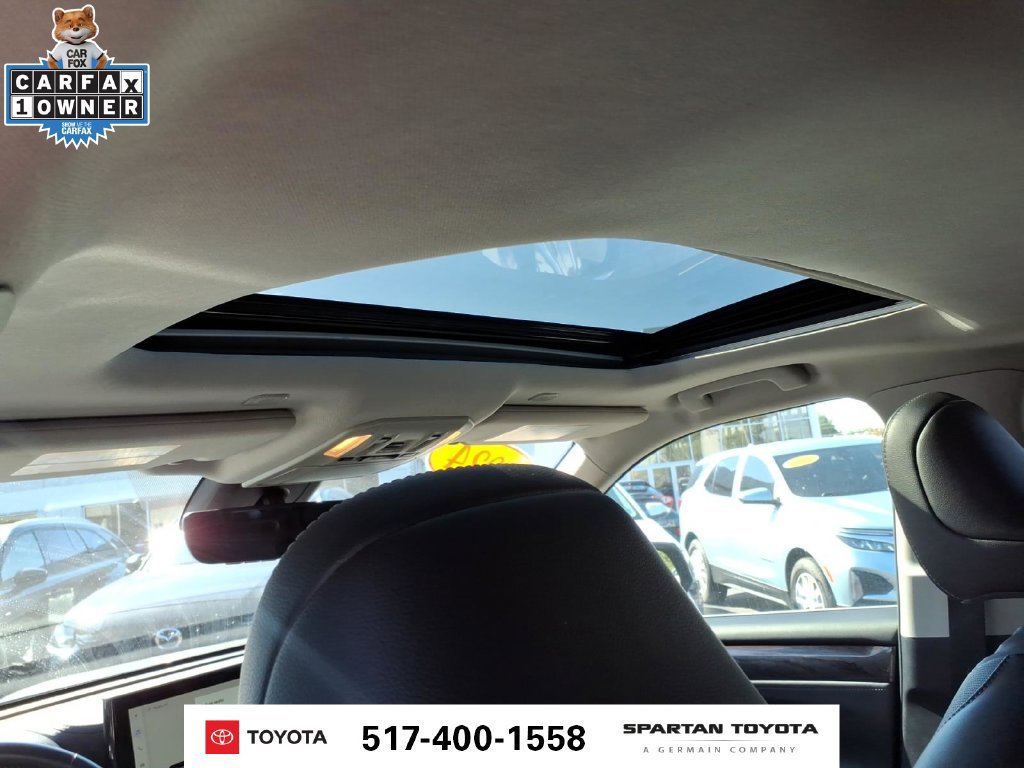 Used 2024 Toyota Highlander Limited AWD/4WD image 13