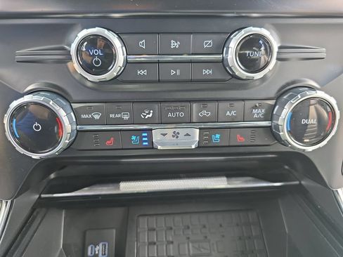 Used 2023 Ford F150 Platinum w/ Equipment Group 701A High AWD/4WD image 23