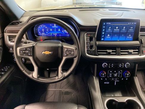 Used 2023 Chevrolet Tahoe LT w/ Luxury Package AWD/4WD image 12