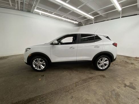 Used 2021 Buick Encore GX Preferred w/ Cold Weather Comfort Package image 3