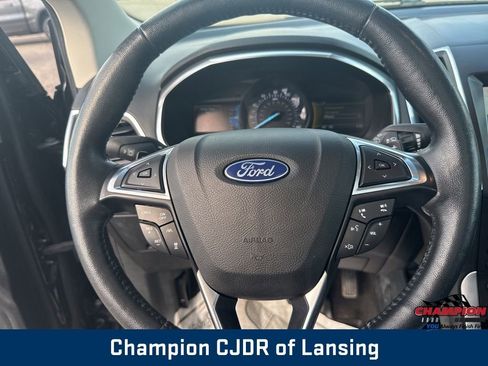 Used 2019 Ford Edge Titanium w/ Equipment Group 301A AWD/4WD image 29