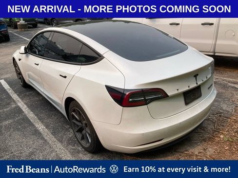 Used 2022 Tesla Model 3 Long Range AWD/4WD image 4