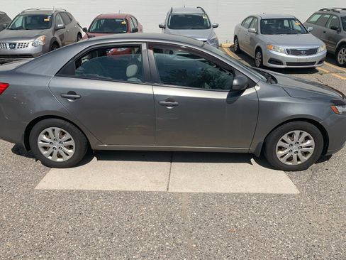 Used 2012 Kia Forte EX FWD image 4