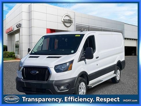 Used 2024 Ford Transit 250 Low Roof w/ Exterior Upgrade Package image 4