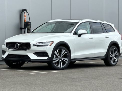 New 2026 Volvo V60 B5 Cross Country Plus w/ Climate Package image 1