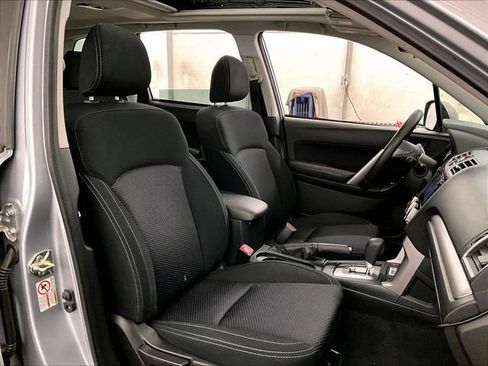 Used 2018 Subaru Forester 2.5i Premium w/ Protection Package #1A AWD/4WD image 7