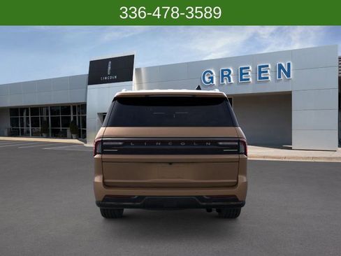 New 2026 Lincoln Navigator L Black Label AWD/4WD image 5
