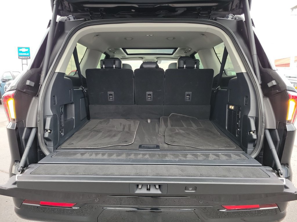 Certified 2025 Lincoln Navigator L Reserve AWD/4WD image 10