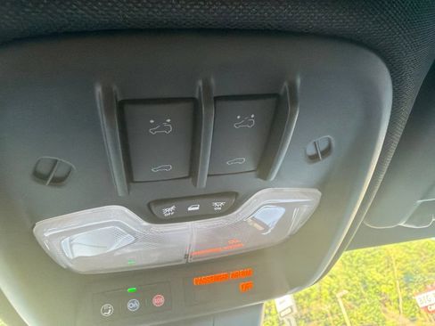 New 2026 GMC Canyon AT4 w/ Technology Plus Package AWD/4WD image 23