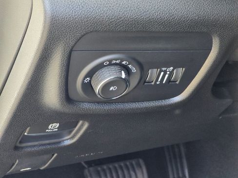 New 2025 Jeep Grand Cherokee L Limited image 33