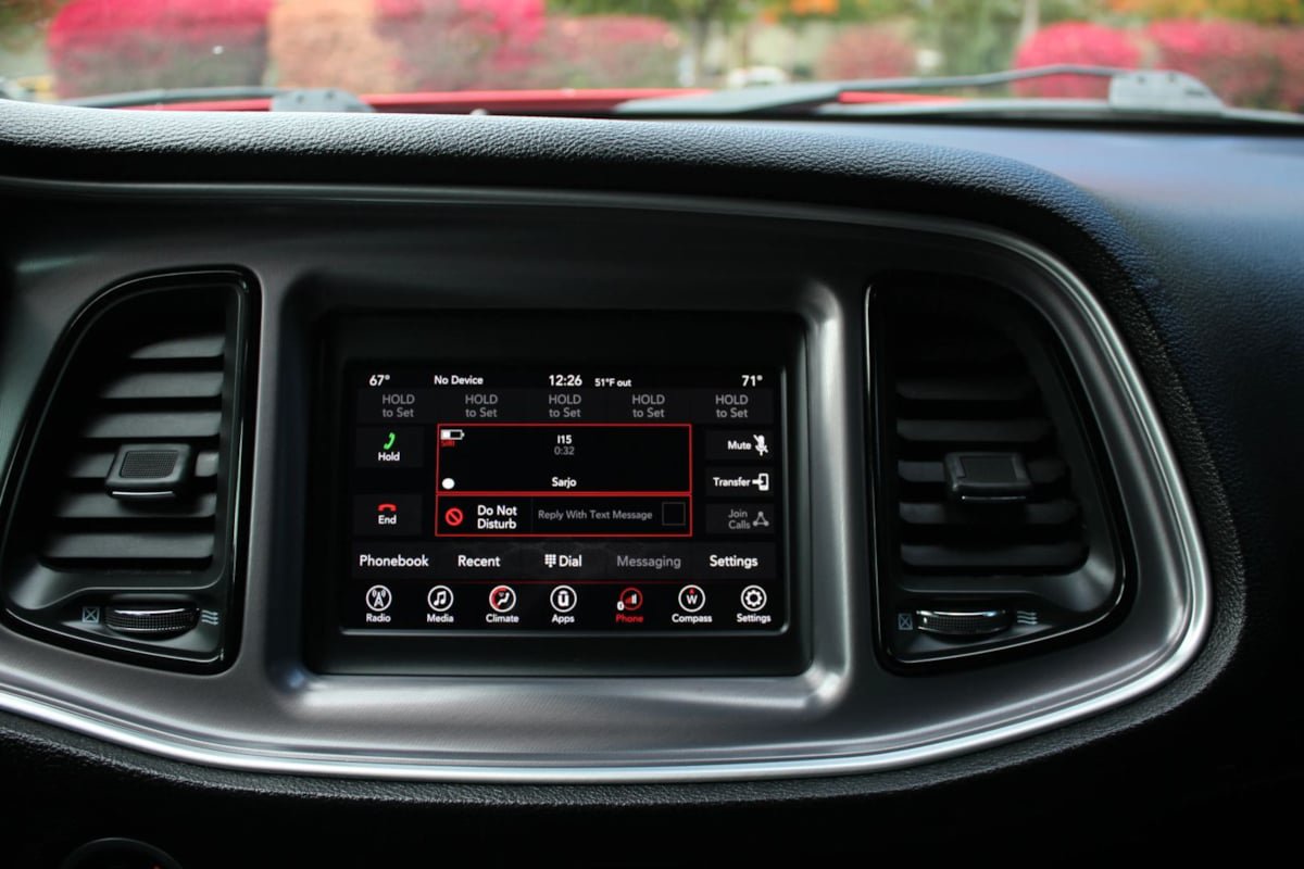 Used 2019 Dodge Challenger SXT RWD image 14
