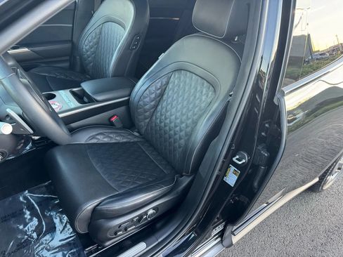 Used 2023 Genesis GV60 Performance image 26