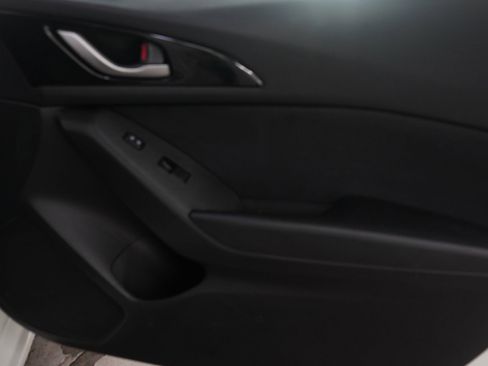 Used 2015 MAZDA MAZDA3 i Touring image 8