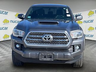 Used 2017 Toyota Tacoma TRD Sport w/ Tow Package video 2