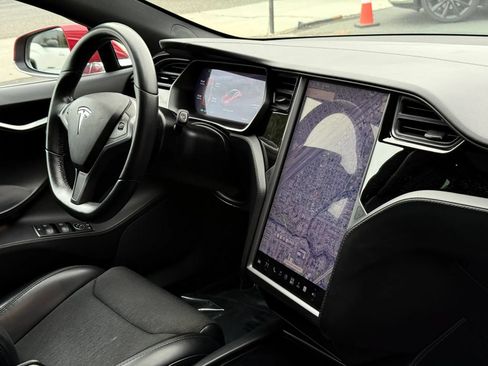 Used 2018 Tesla Model S 75D AWD/4WD image 17