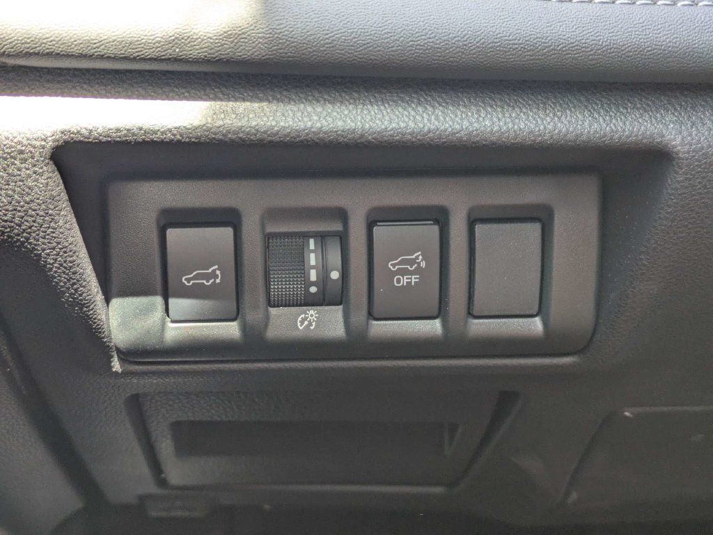 Certified 2024 Subaru Outback Limited AWD/4WD image 28