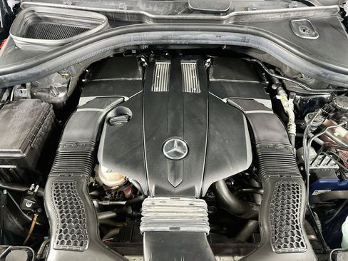 Used 2018 Mercedes-Benz GLS 450 4MATIC image 35