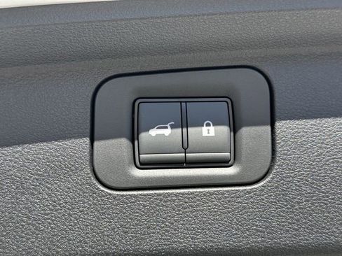 New 2026 Nissan Armada Platinum image 14