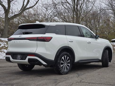 Used 2024 INFINITI QX60 Pure image 18