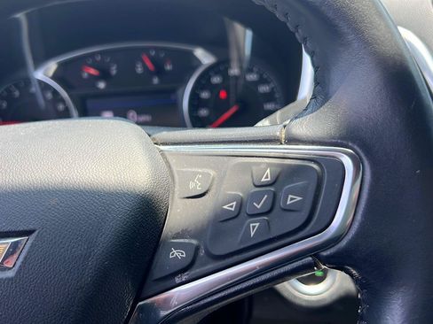 Used 2021 Chevrolet Equinox LT FWD image 13