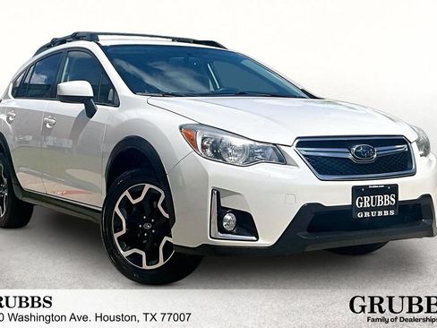 Used 2016 Subaru Crosstrek 2.0i Premium AWD/4WD image 1