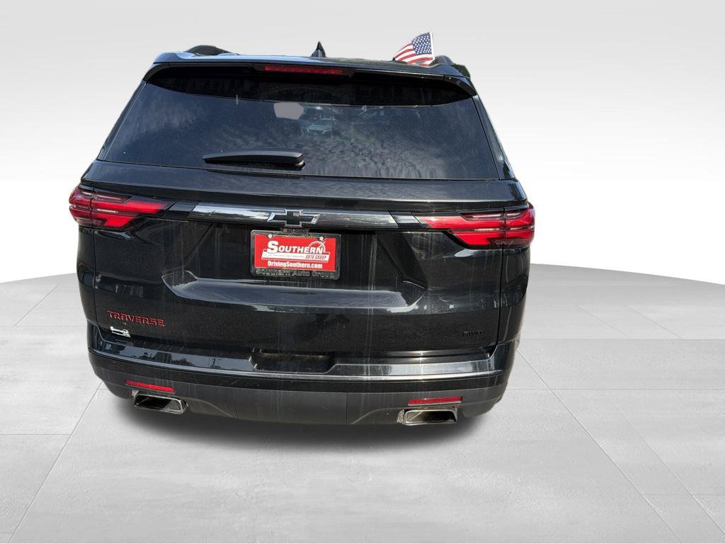 Used 2023 Chevrolet Traverse Premier w/ Redline Edition AWD/4WD image 5