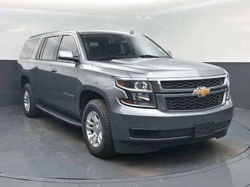 Used 2020 Chevrolet Suburban LT image 21