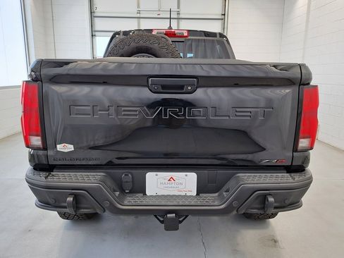 Used 2024 Chevrolet Colorado ZR2 w/ ZR2 Bison Edition image 7