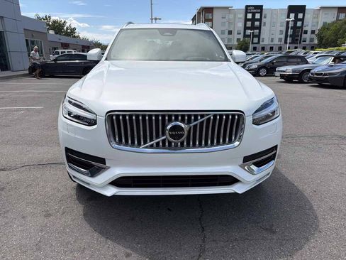 Used 2024 Volvo XC90 B6 Ultimate AWD/4WD image 8