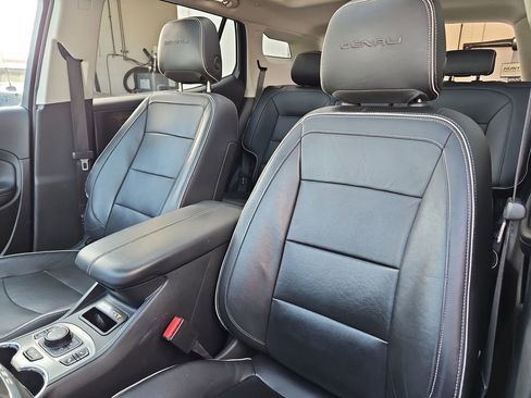 Used 2020 GMC Terrain Denali w/ Denali Premium Package image 26