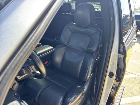 Used 2023 Lincoln Navigator Reserve AWD/4WD image 24