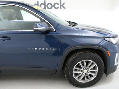 Used 2023 Chevrolet Traverse LT w/ LPO, Floor Liner Package image 12