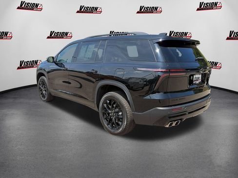 Used 2024 Chevrolet Traverse LT w/ Midnight/Sport Edition FWD image 7