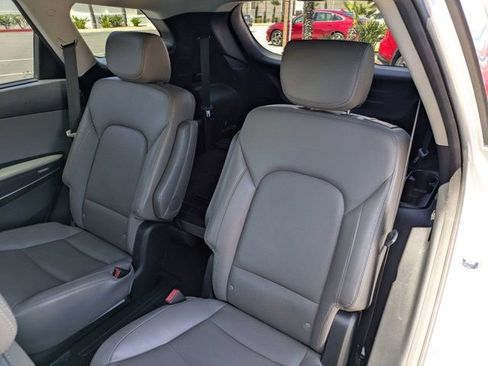 Used 2017 Hyundai Santa Fe Limited w/ Cargo Package AWD/4WD image 29