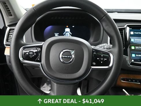Used 2024 Volvo XC90 B6 Plus image 37