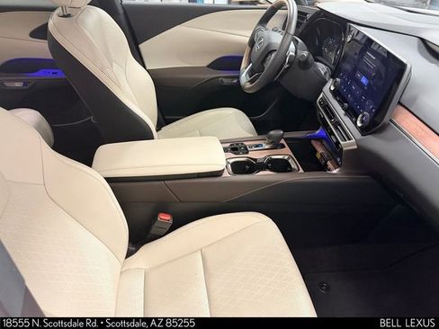 Used 2025 Lexus RX 350 w/ Convenience Package AWD/4WD image 12