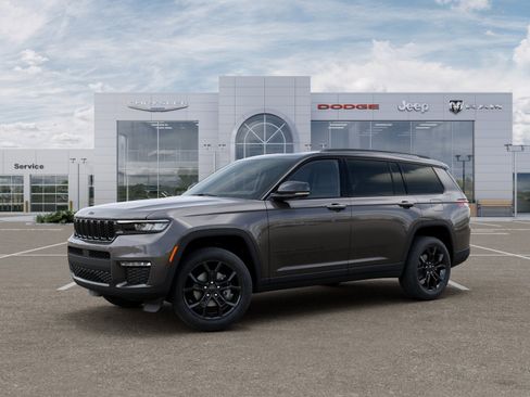 New 2025 Jeep Grand Cherokee L Limited w/ Trailer Tow Package AWD/4WD image 7