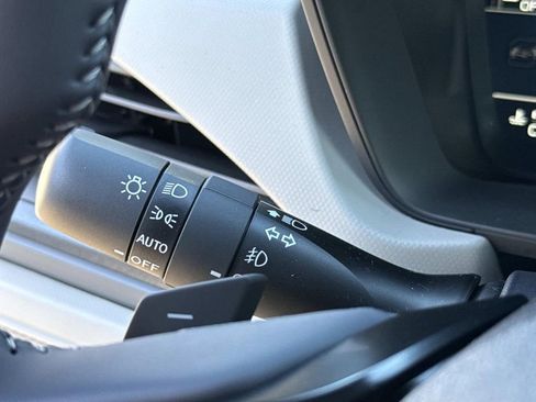 New 2025 Subaru Forester Premium image 37