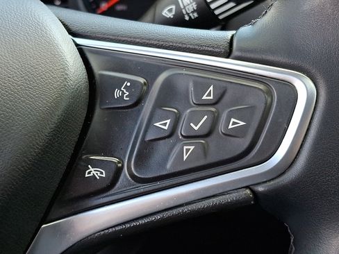 Used 2023 Chevrolet Equinox LT image 24