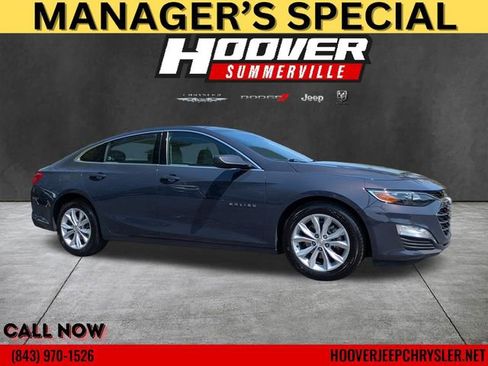 Used 2025 Chevrolet Malibu LT FWD image 1