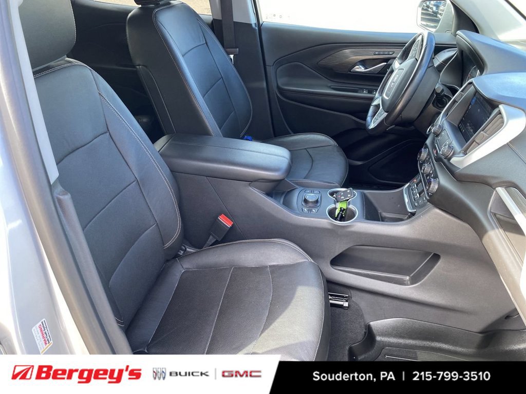 Used 2020 GMC Terrain SLT w/ Preferred Package AWD/4WD image 32