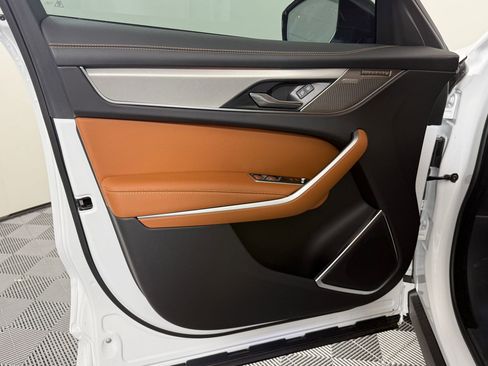 New 2026 Jaguar F-PACE R-Dynamic S image 13