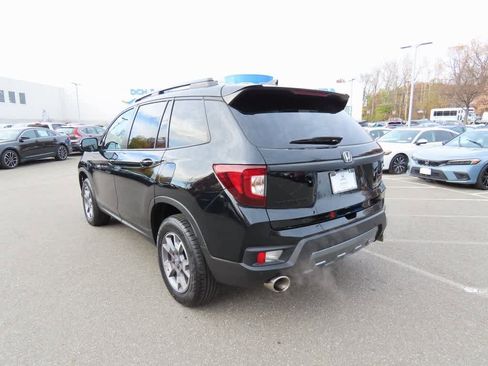 Certified 2022 Honda Passport TrailSport image 4