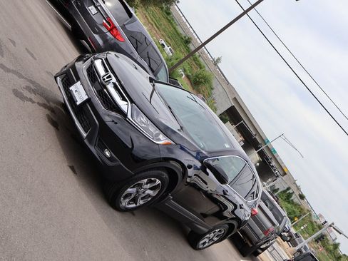 Certified 2019 Honda CR-V EX-L image 3