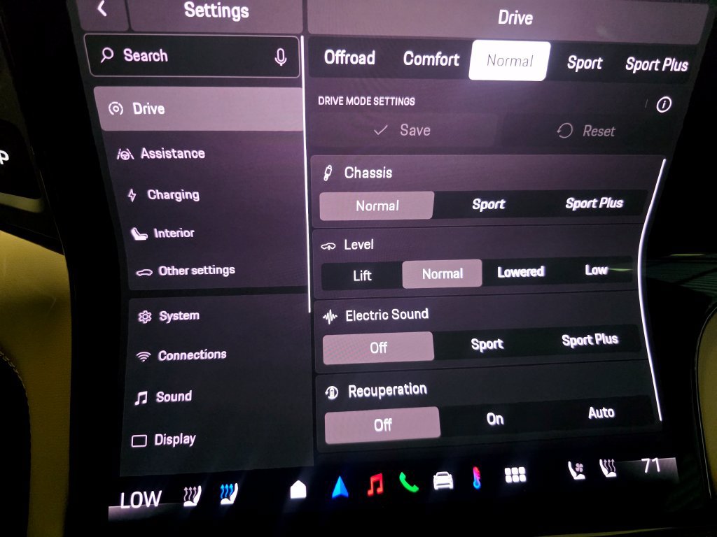 Certified 2026 Porsche Cayenne Electric AWD/4WD image 43