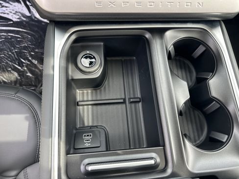 New 2027 Ford Expedition Max Active AWD/4WD image 35